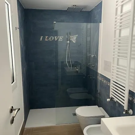 Ale Villa *