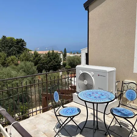 Villa Ale *